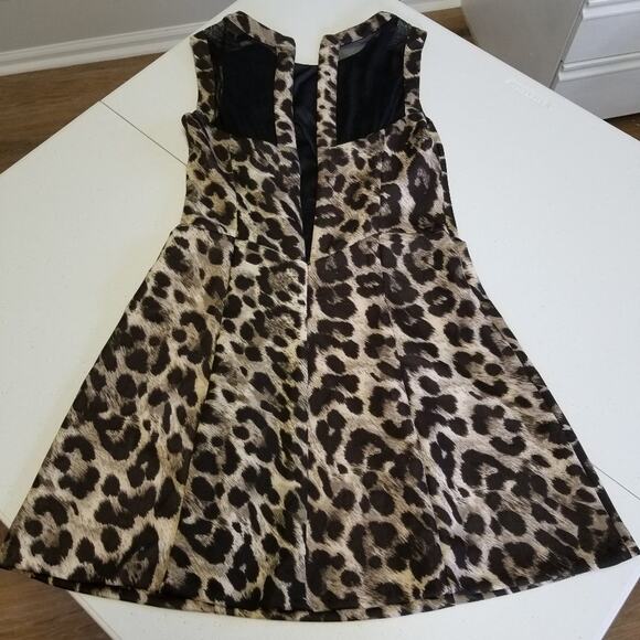 Connected apparel Leopard Print Mesh Back Fit Flare Dress Stretchy Nice Size 8 - Picture 5 of 7